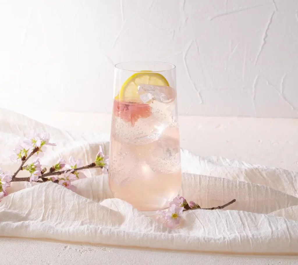 【東京ミッドタウン】期間限定屋外ラウンジ「ROKU〈六〉 MIDTOWN BLOSSOM LOUNGE」