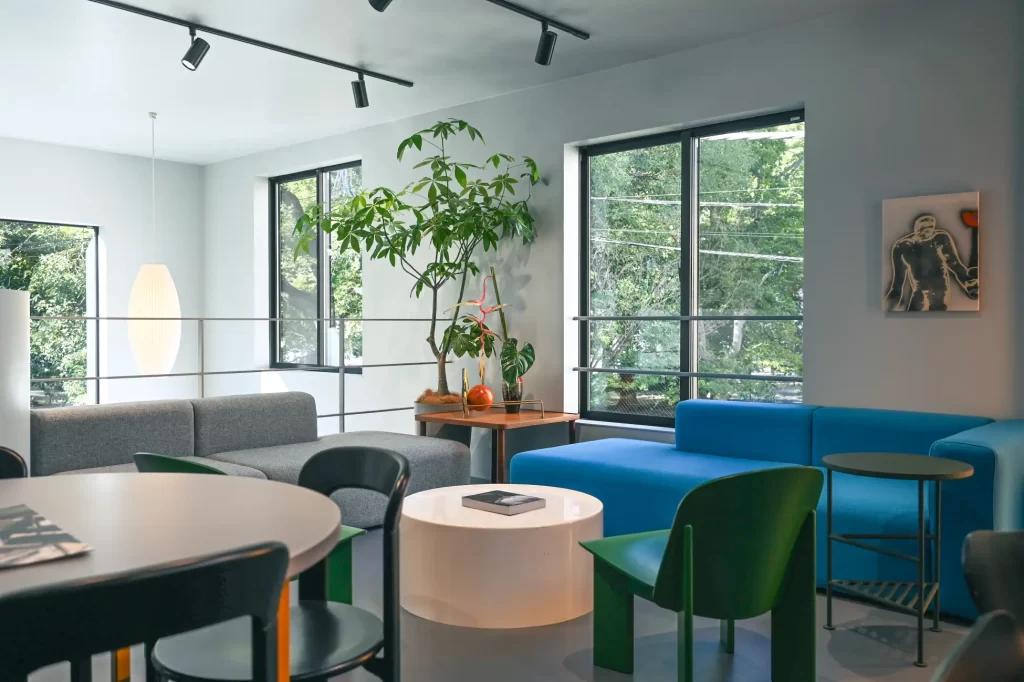 無料相談会と犬との触れ合い会