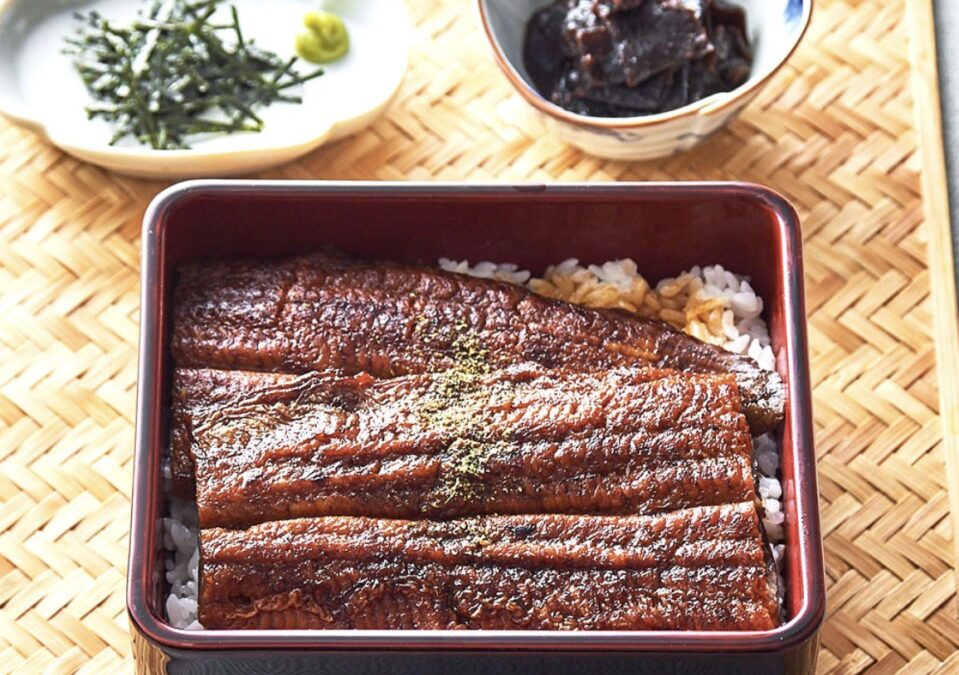 〈2025土用の丑の日に食べたいうなぎ〉【愛知】まるや本店の『国産うなぎ長焼ギフト2本』
