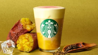 【スターバックス】“和の香ばしさ”とふんわりムースの口どけを味わう秋の新感覚ビバレッジ『ほうじ茶香る 焼き芋 ムース ティー ラテ』登場