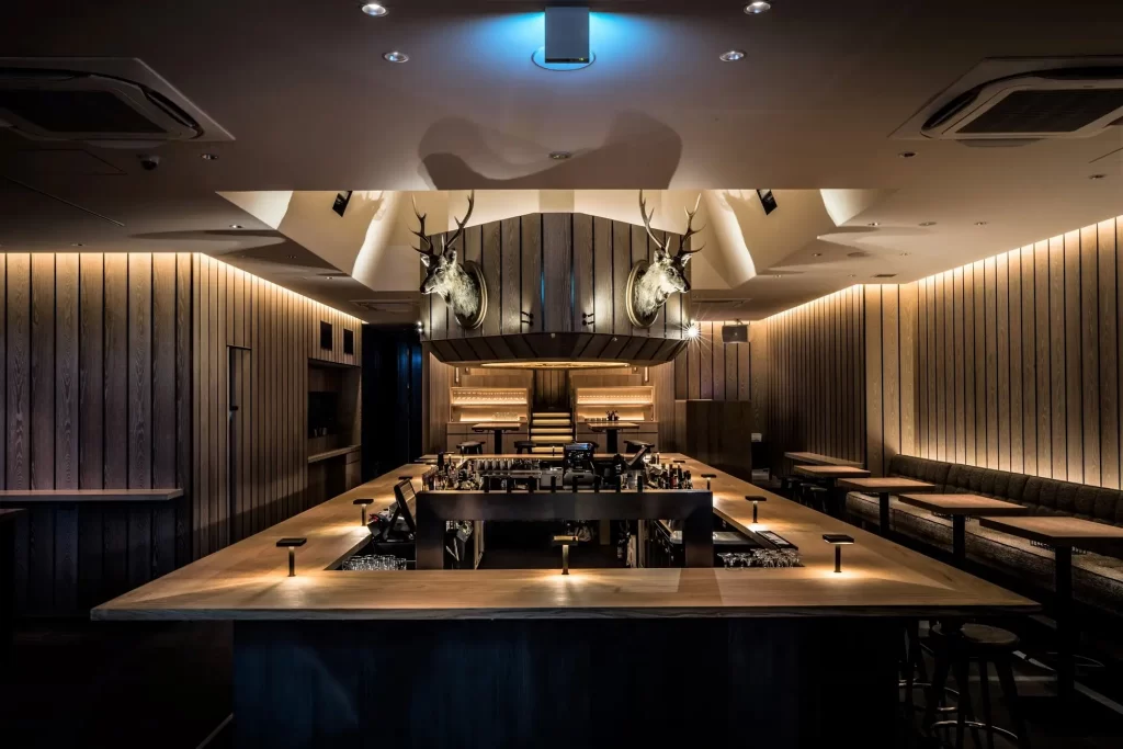 “山積みピザ”に“変わり種ローデッドポテト”