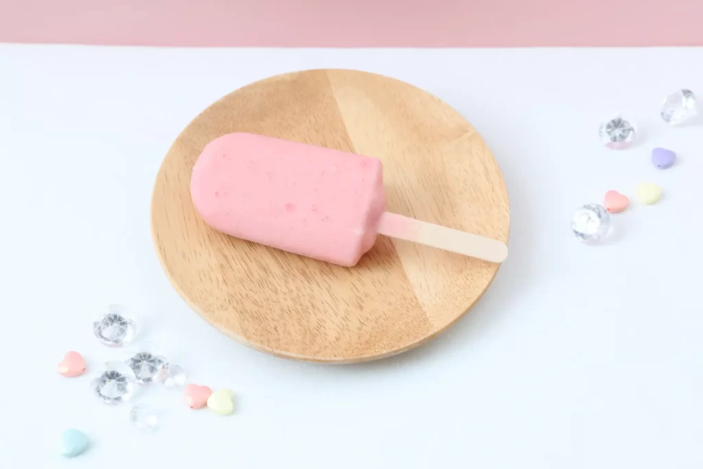 セブン‐イレブン「サクマ製菓 いちごみるくアイスバー」