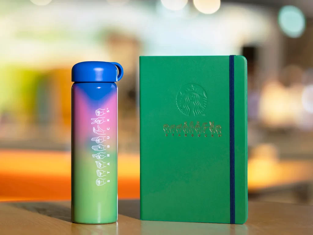 スターバックス コーヒー「ステンレスボトル＆ジャーナルブック」