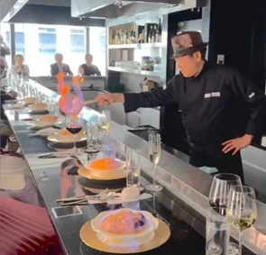 トシ・ヨロイヅカ「2026ニューイヤー・デザートライブ」