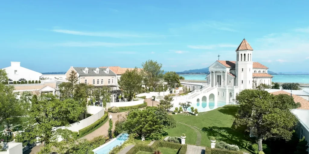 『いちごとスウィートベアのアフタヌーンティー』