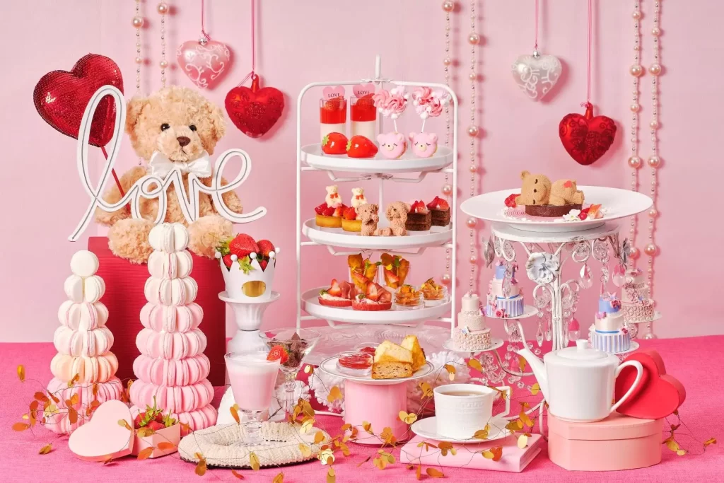 『いちごとスウィートベアのアフタヌーンティー』