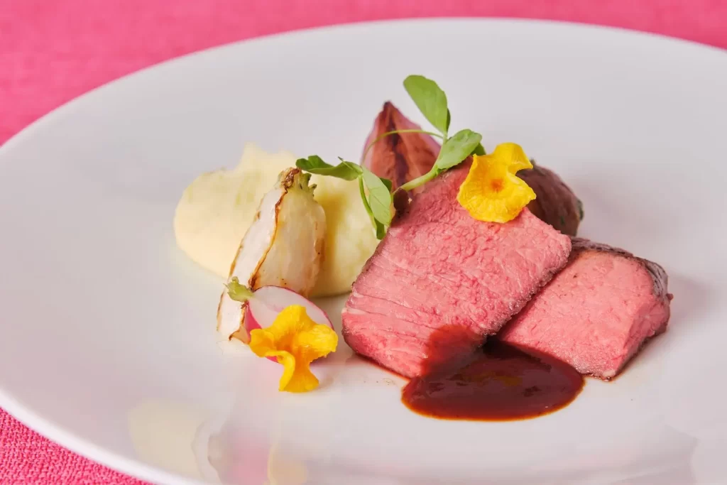 『いちごとスウィートベアのアフタヌーンティー』