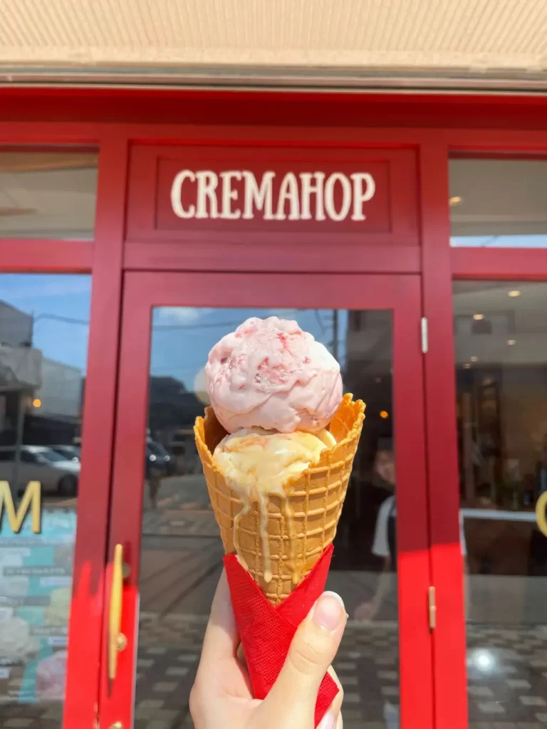 CREMAHOP　全店でアイスクリーム無料提供