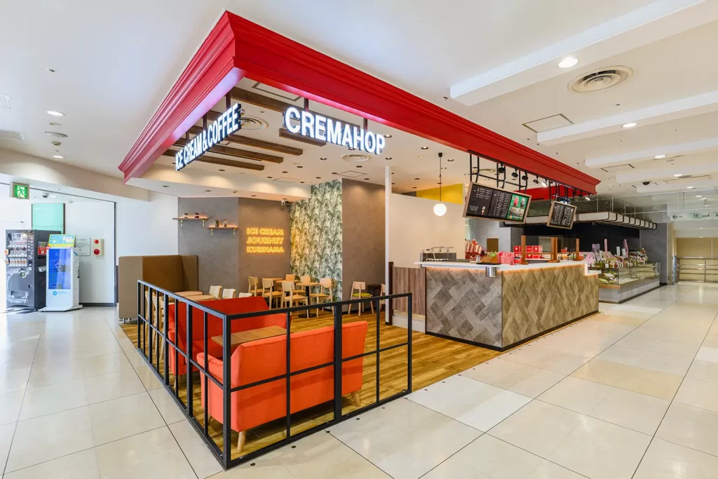 CREMAHOP　全店でアイスクリーム無料提供