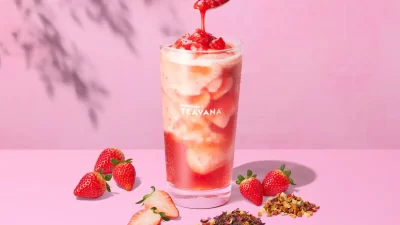 「スターバックス ティー ＆ カフェ」春の新商品第二弾　『ストロベリー & ダブル ティー フローズン』が3月9日（月）登場