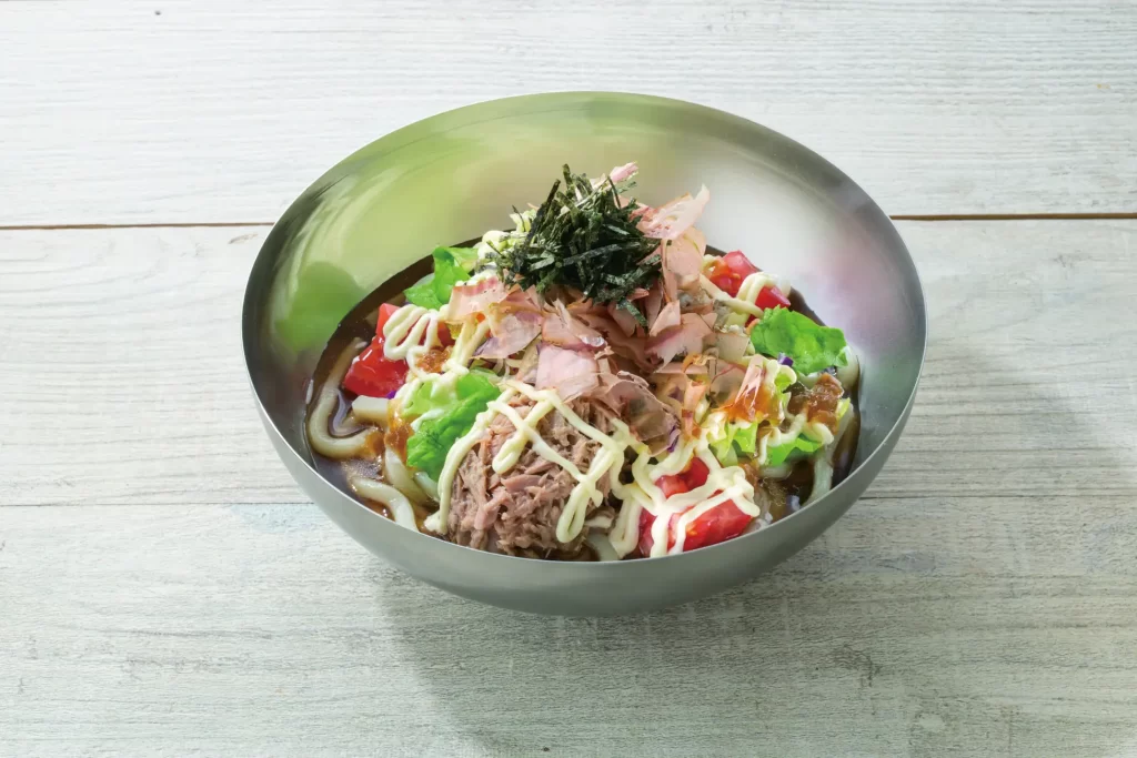【ガスト】創業当時の“初代和風さらだうどん”が復刻