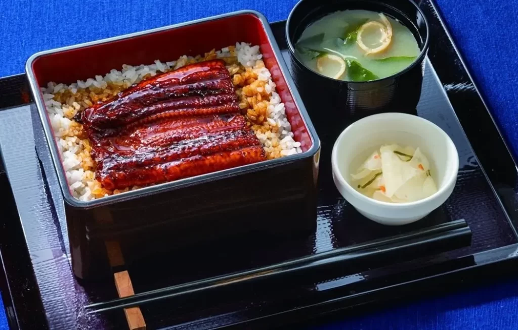 【ガスト】創業当時の“初代和風さらだうどん”が復刻