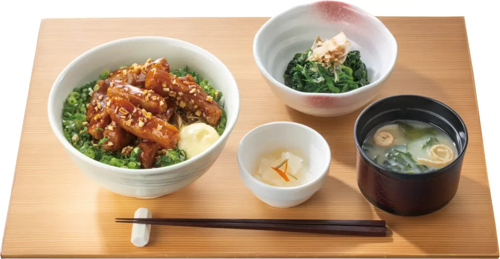 つるんとさっぱり「ひんやり涼麺」に、満腹必至「ガスト食堂」