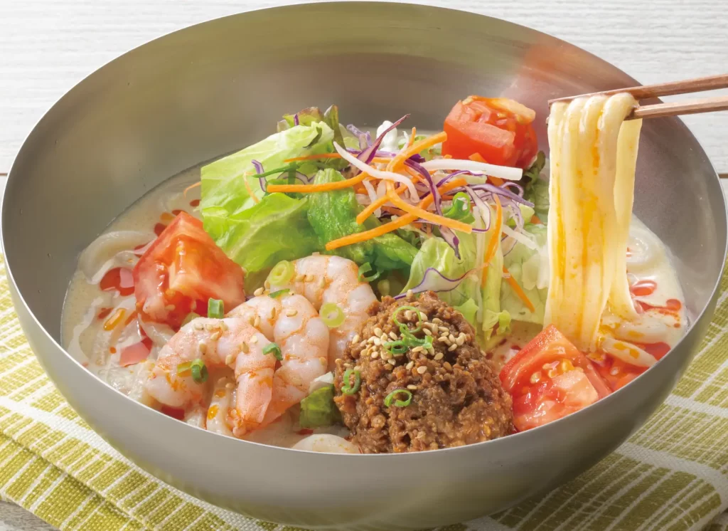 つるんとさっぱり「ひんやり涼麺」に、満腹必至「ガスト食堂」