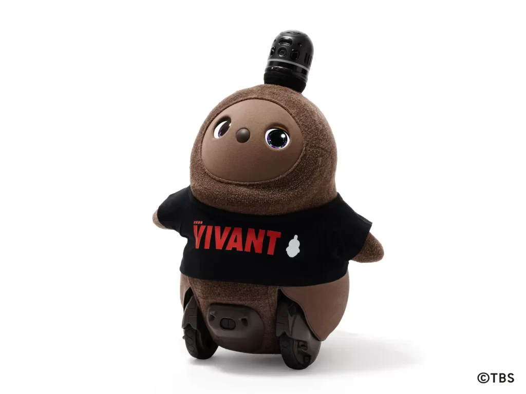 日曜劇場『VIVANT』の世界に『LOVOT』が仲間入り コラボレーションアイテムが登場